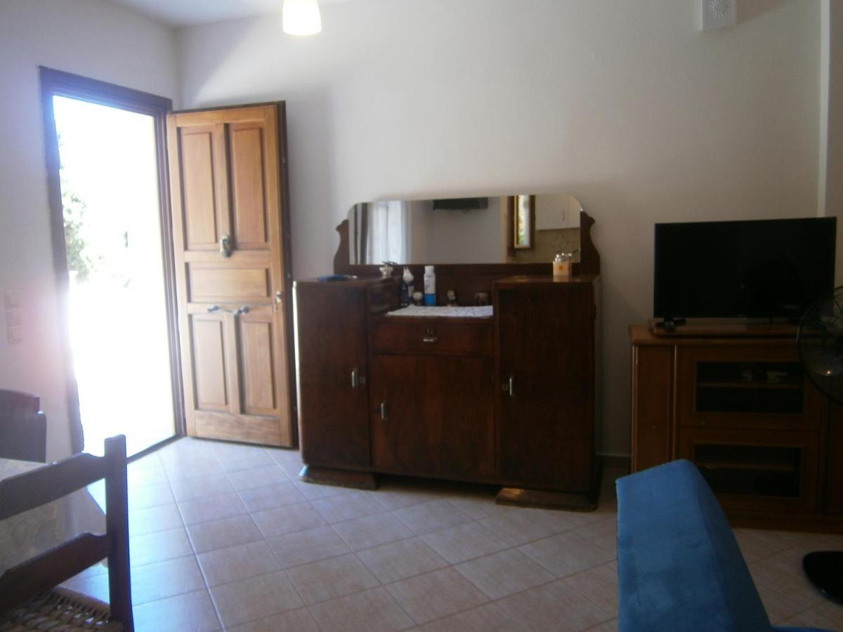Moraki Apartment Episkopion  ภายนอก รูปภาพ